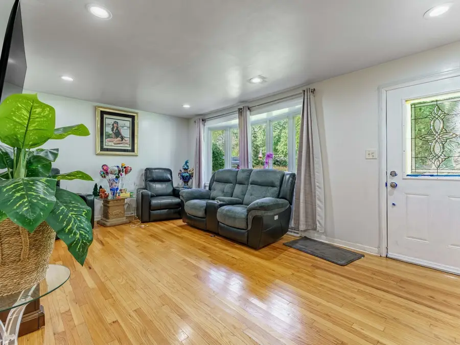 2N565 Euclid Avenue, Glen Ellyn, IL 60137 - #3