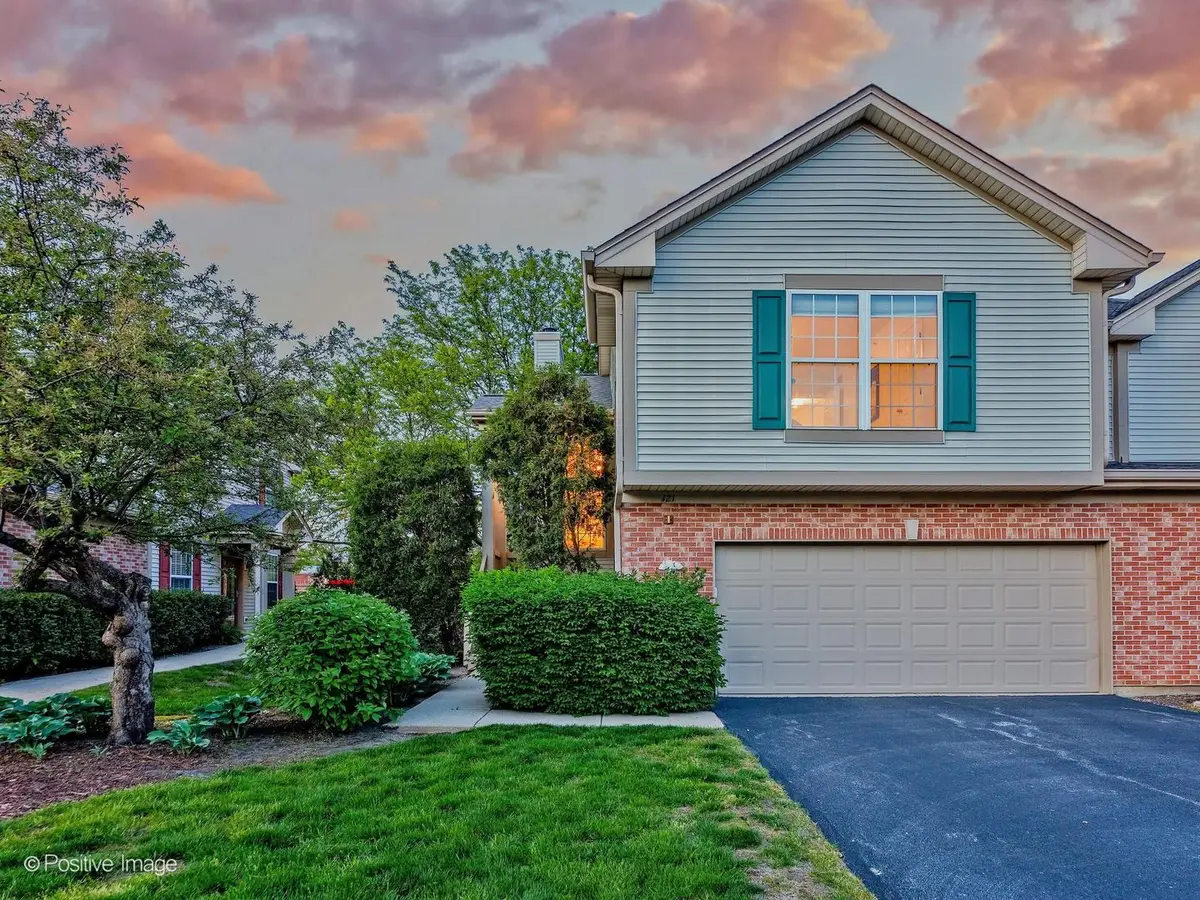 121 Commons Court, Wheeling, IL 60090 - #1