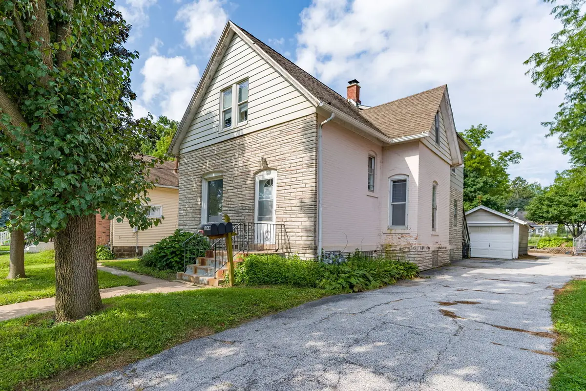 1844 23rd Street, Rock Island, IL 61201 - #1