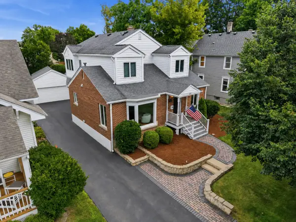 439 North Avenue, Barrington, IL 60010