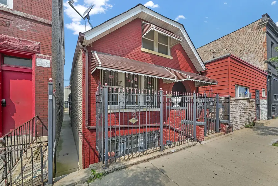 2238 S California Avenue, Chicago, IL 60608 - #2