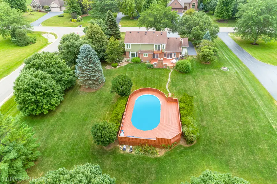 10410 Saddlebred Trail, Woodstock, IL 60098 - #2