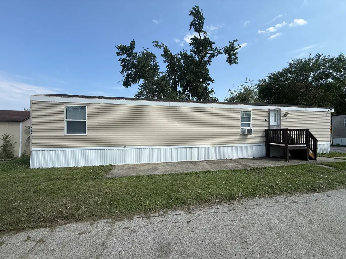 1712 S Dixie Highway #204, Crete, IL 60417 - #1