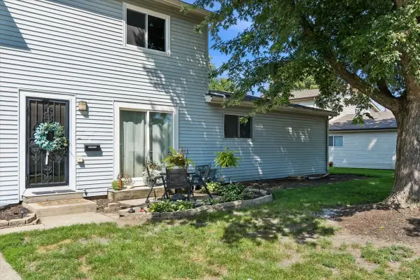 1013 Gael Drive #B, Joliet, IL 60435
