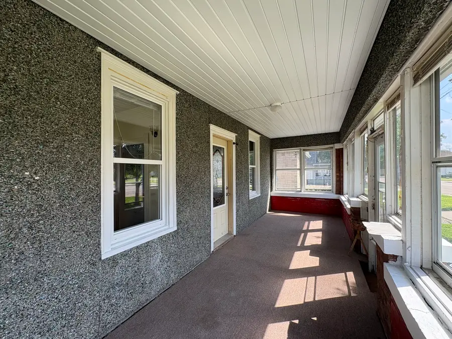 1423 Pulaski Street, Peru, IL 61354 - #2