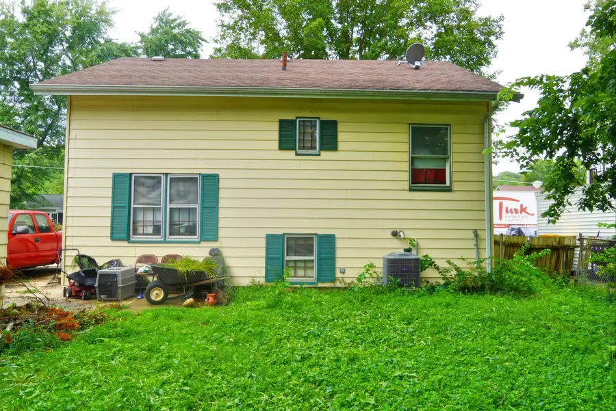 213 Linwood Avenue, Ottawa, IL 61350 - #2