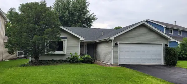 530 Springhill Circle, Naperville, IL 60563