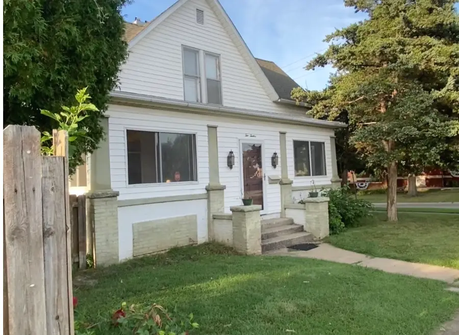 212 E Church Street, Harrisburg, IL 62946 - #2