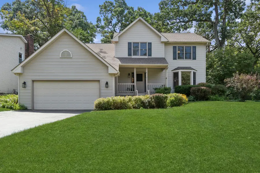 3123 Scenicwood Lane, Woodridge, IL 60517 - #2