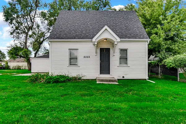 2255 176th Place, Lansing, IL 60438