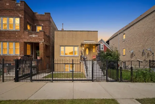906 N Monticello Avenue, Chicago, IL 60651