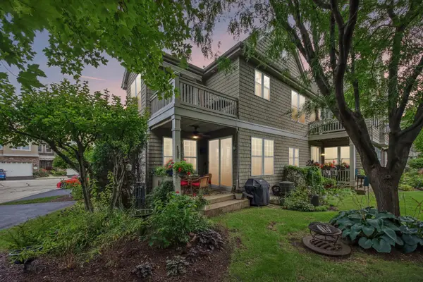 310 Sundown Court #F, Wauconda, IL 60084
