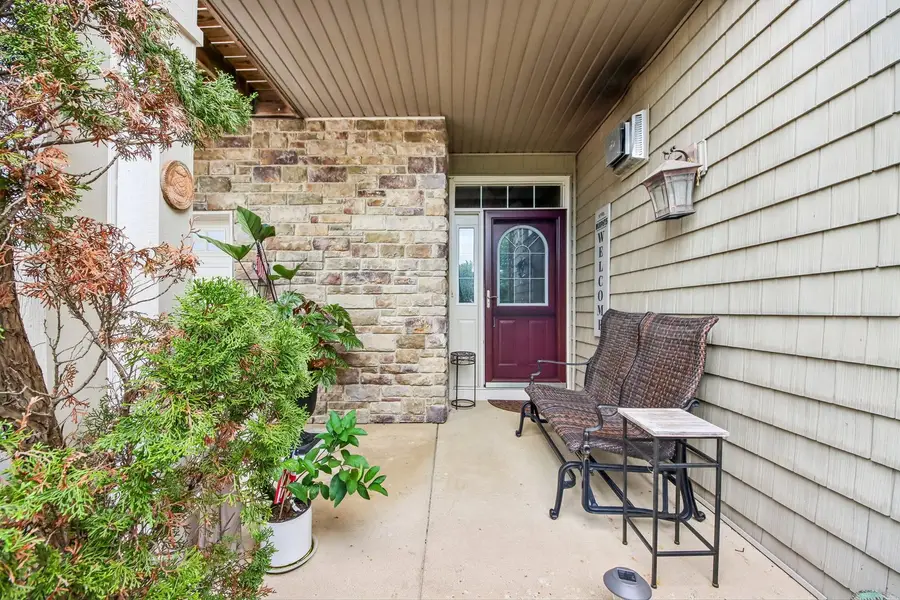 310 Sundown Court #F, Wauconda, IL 60084 - #2