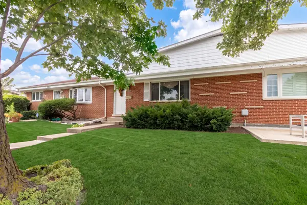9025 Sherry Lane #9025, Des Plaines, IL 60016