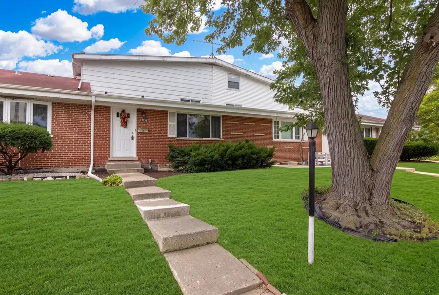 9025 Sherry Lane #9025, Des Plaines, IL 60016 - #2