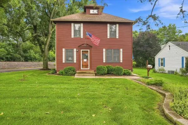 218 Laurel Street, Batavia, IL 60510