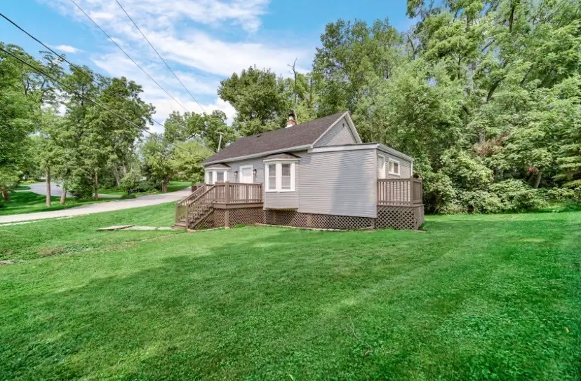 21738 W Oak Avenue, Lake Villa, IL 60046 - #3