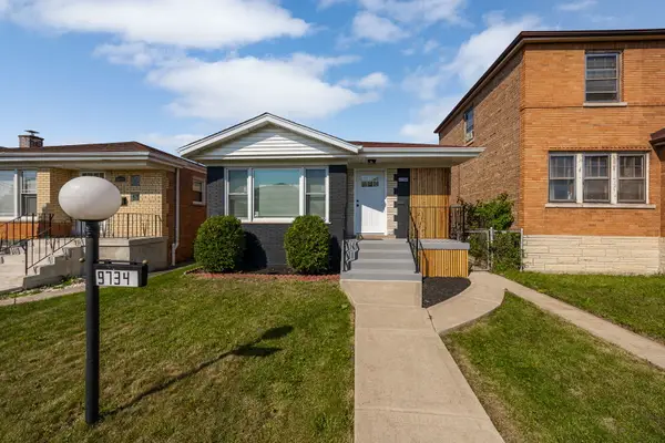 9734 S Princeton Avenue, Chicago, IL 60628