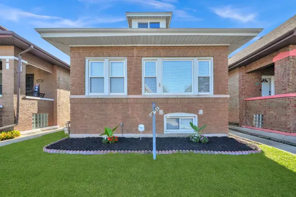8133 S Loomis Boulevard, Chicago, IL 60620