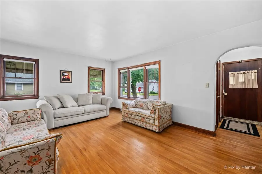 867 Clay Street, Woodstock, IL 60098 - #2