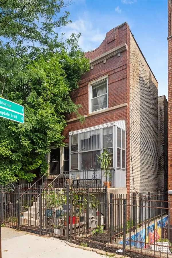 1946 W Armitage Avenue, Chicago, IL 60622