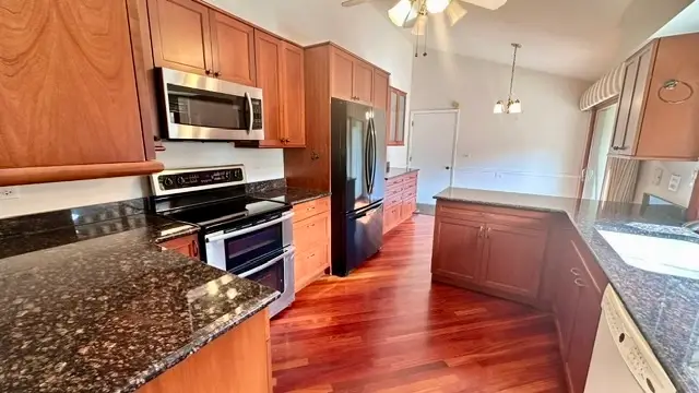 12 Kent Court, Willowbrook, IL 60527 - #3