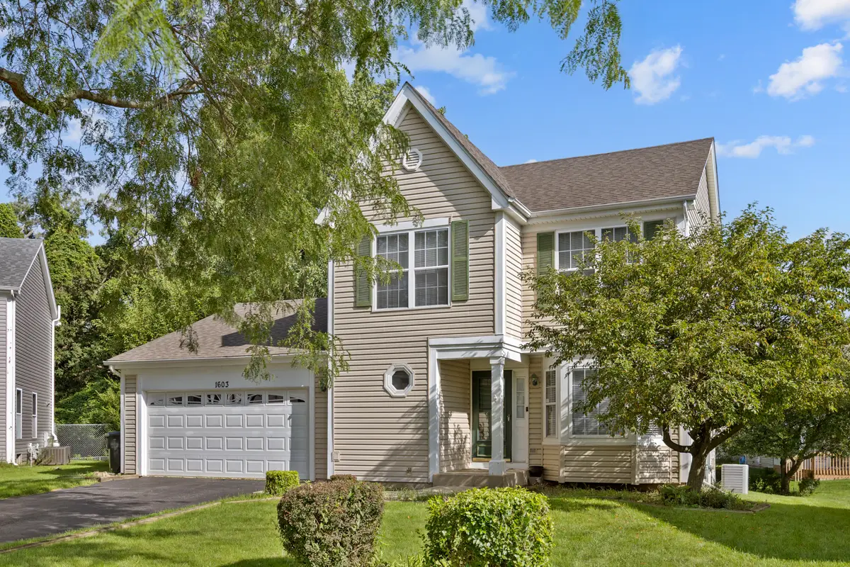 1603 Reading Circle, Carpentersville, IL 60110 - #1