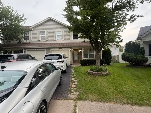 2703 N Glenwood Court, Naperville, IL 60564