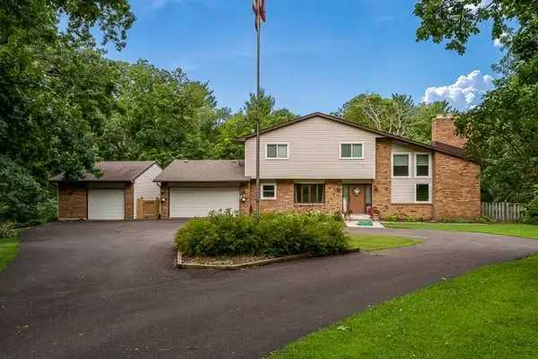 16557 Grove Creek Circle, Pecatonica, IL 61063