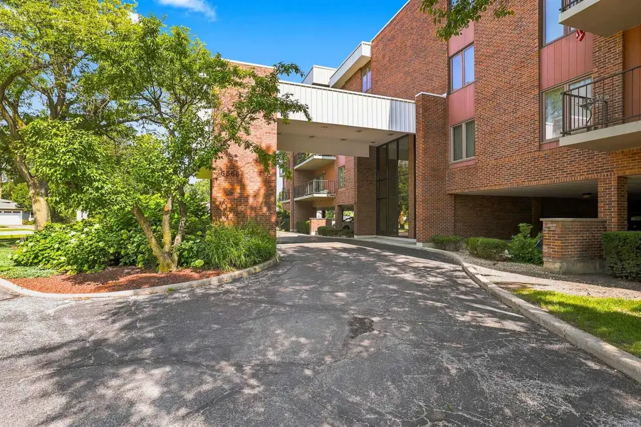 6565 Main Street #207, Downers Grove, IL 60516 - #2