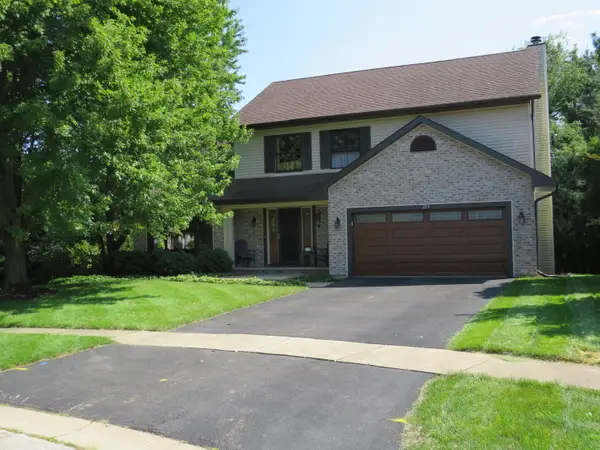 223 Buckingham Drive, Bartlett, IL 60103
