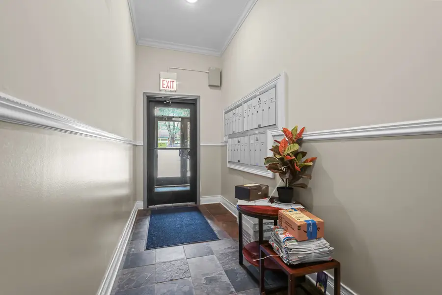 5300 N Lincoln Avenue #3C, Chicago, IL 60625 - #3