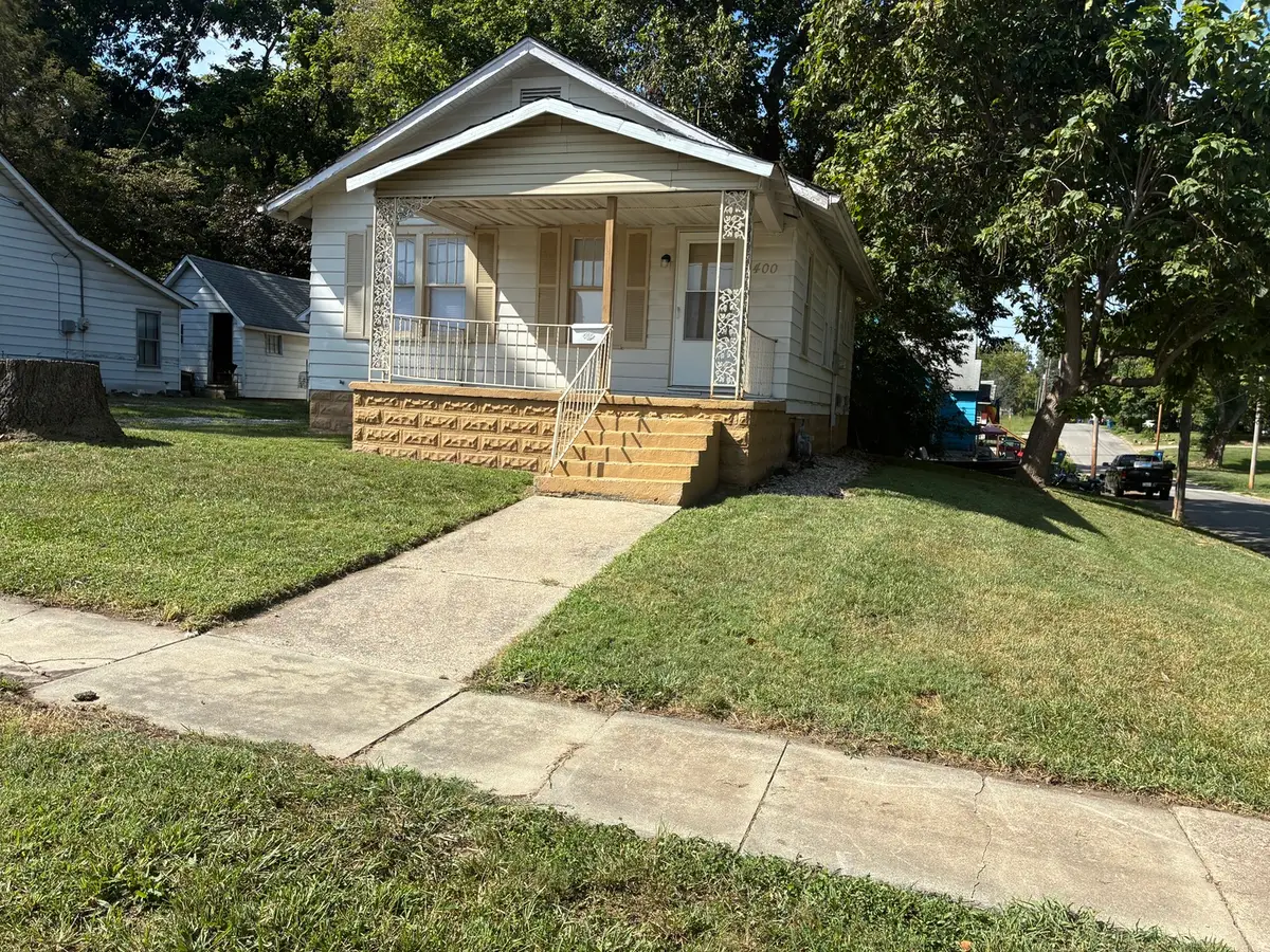 400 Harrison Street, Mount Vernon, IL 62864 - #1