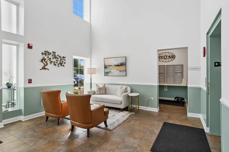 3975 Idlewild Lane #103, Naperville, IL 60564 - #2