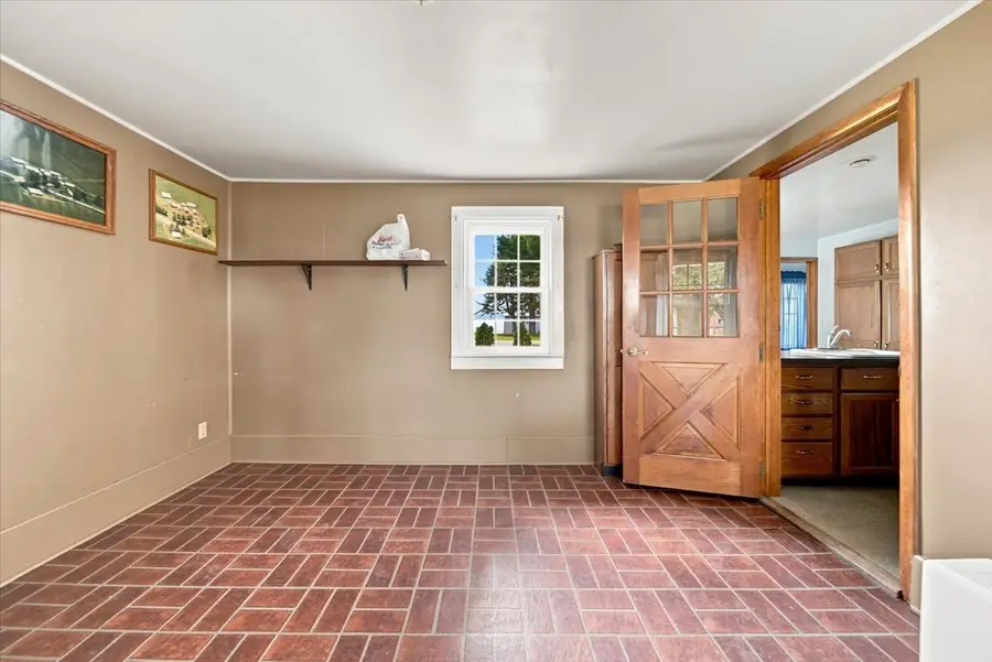 9896 Lincoln Road, Morrison, IL 61270 - #2