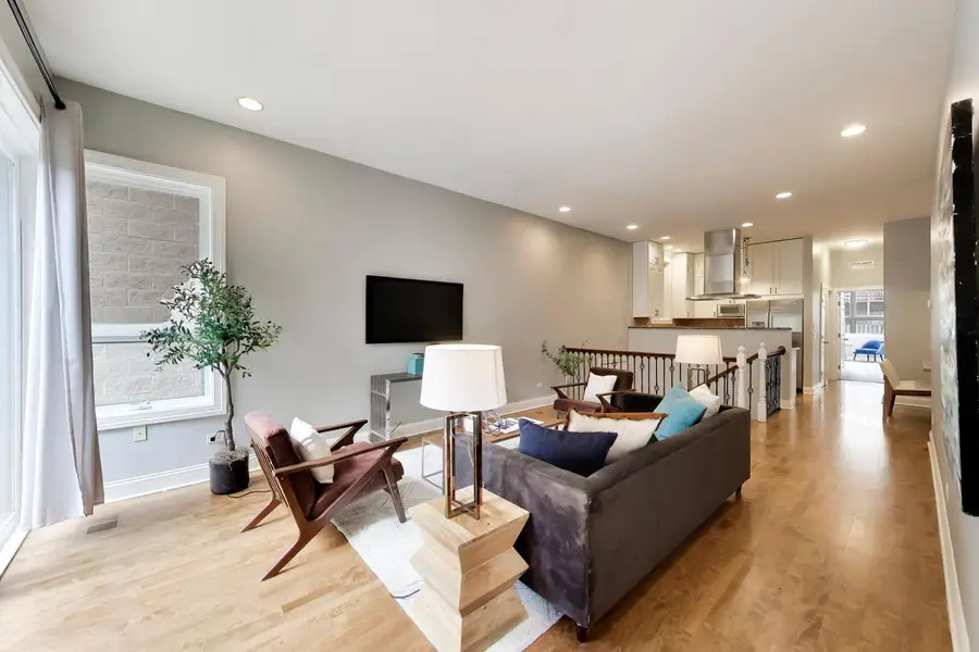 1887 N Poe Street #1R, Chicago, IL 60614 - #3