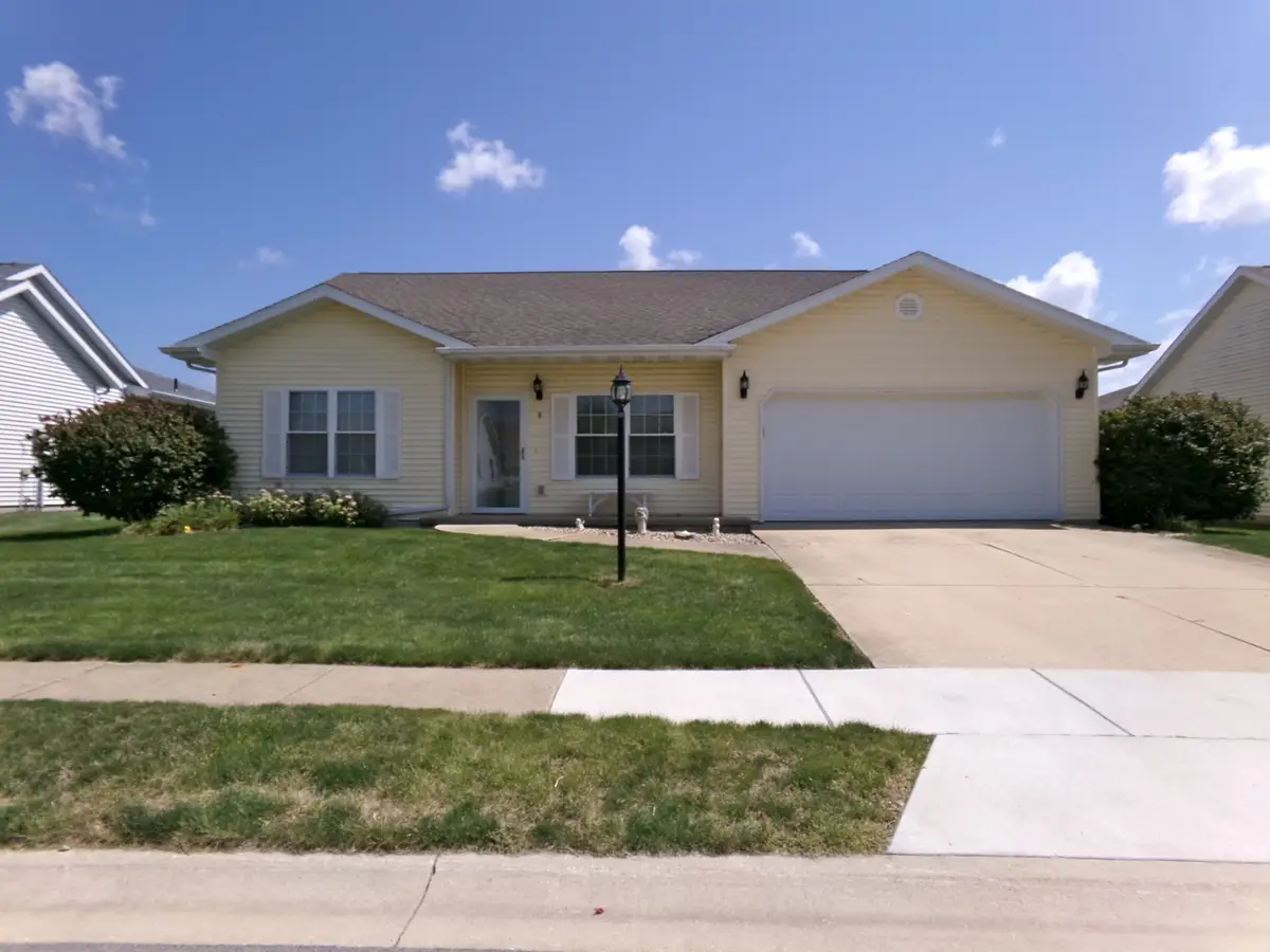8 Liberty Lane, Clinton, IL 61727 - #1