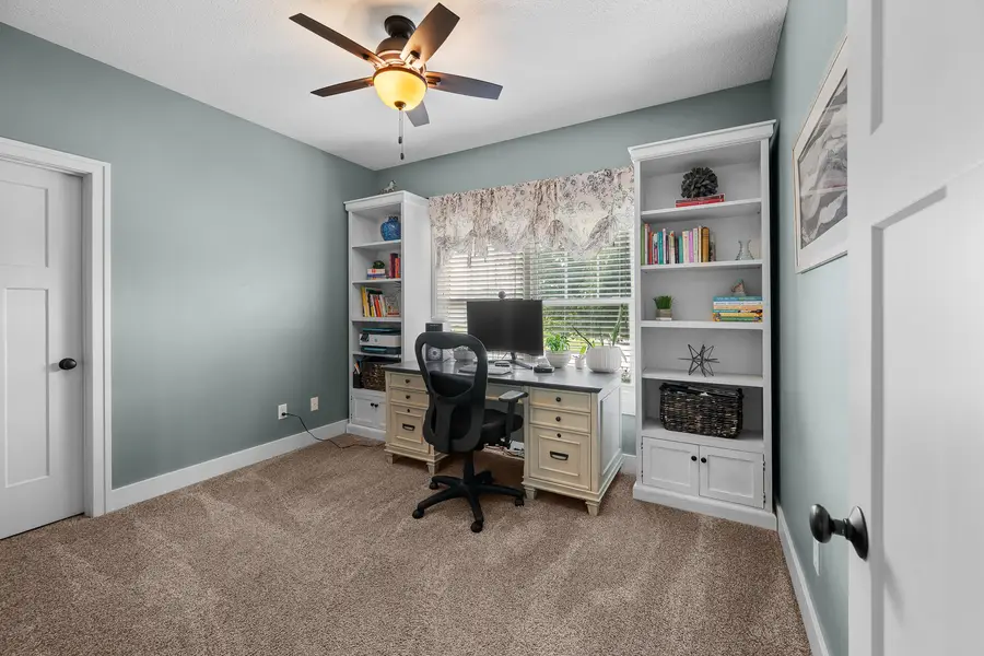 5659 Idaho Drive, Bettendorf, IA 52722 - #3
