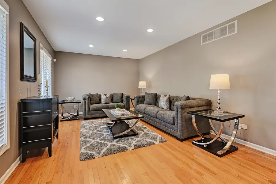 8211 Sawyer Court, Darien, IL 60561 - #3