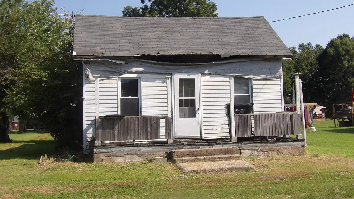 406 W Main Street, Norris City, IL 62869 - #1