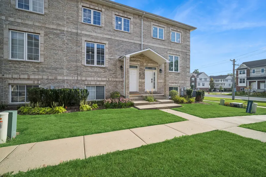 183 N East River Road #C2, Des Plaines, IL 60016 - #3