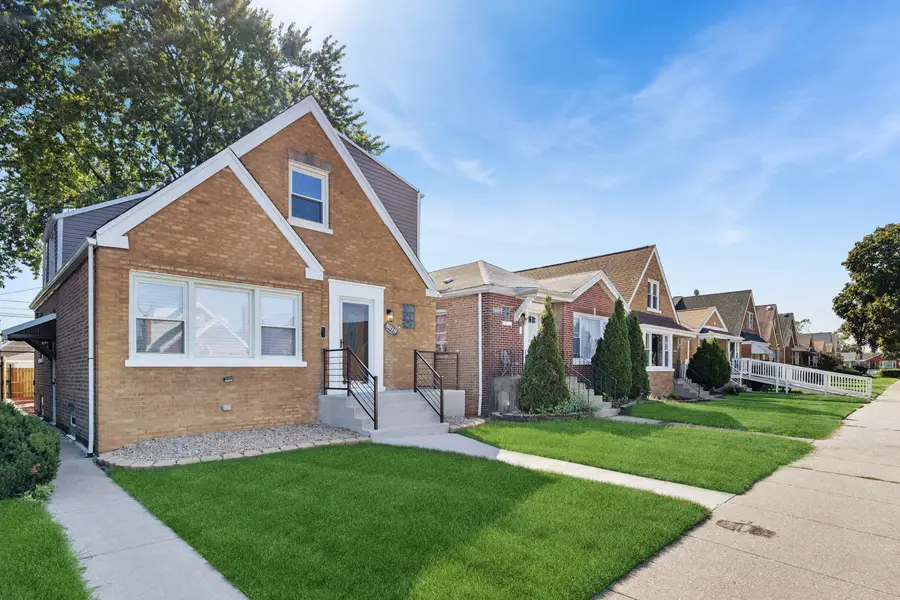 8019 S Francisco Avenue, Chicago, IL 60652 - #2