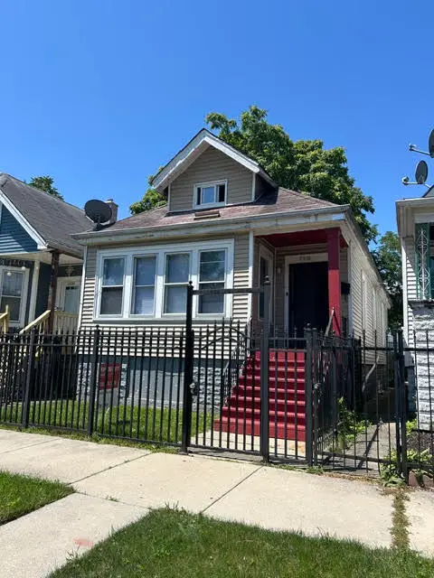 7130 S Hermitage Avenue, Chicago, IL 60636 - #1