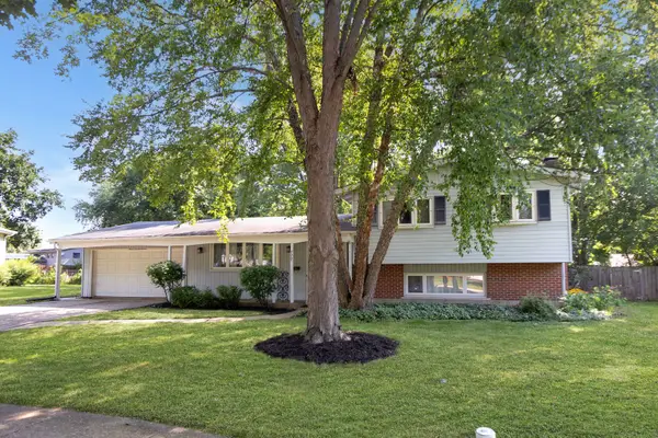 777 Dover Court, Crystal Lake, IL 60014