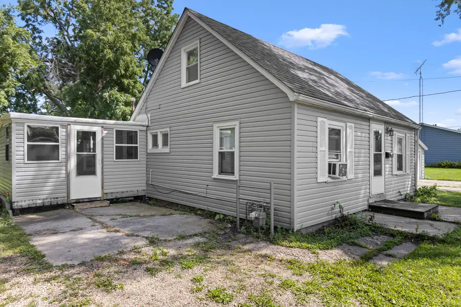 1428 Maple Avenue, Belvidere, IL 61008 - #2