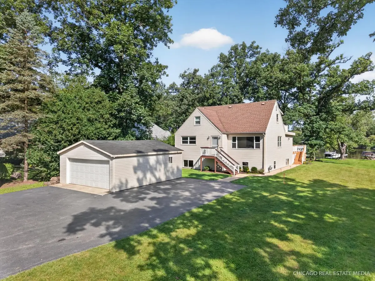 220 Hickory Nut Grove Lane, Cary, IL 60013 - #1