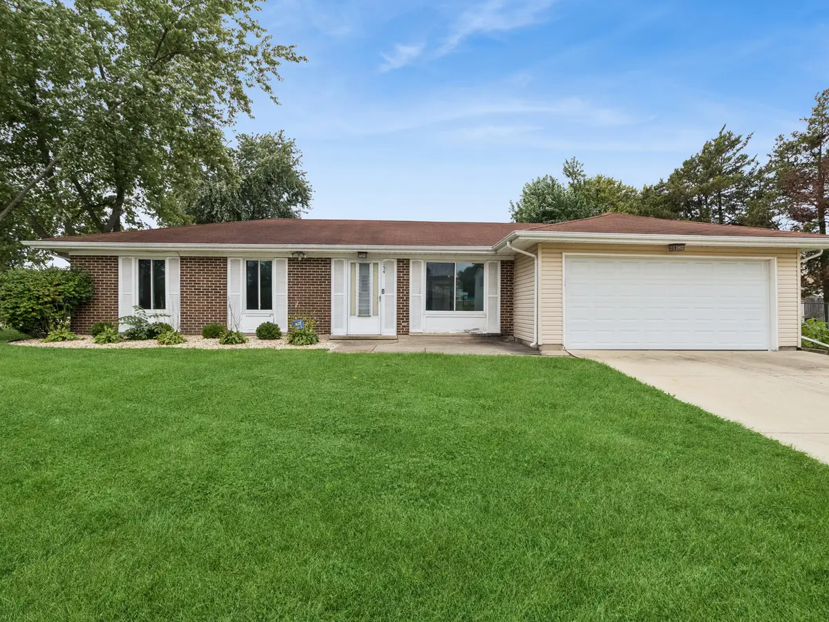 154 Stonehurst Drive, Elgin, IL 60120 - #1
