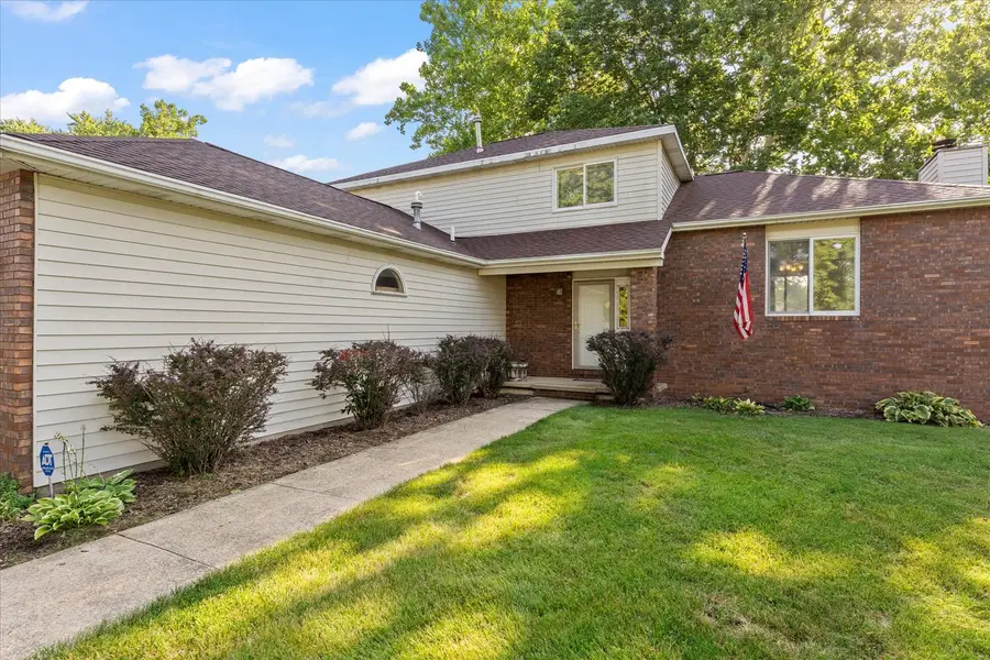 1708 Oak Park Drive, Champaign, IL 61822 - #2