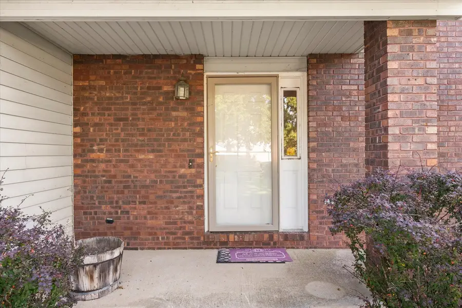 1708 Oak Park Drive, Champaign, IL 61822 - #3