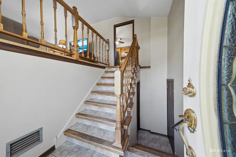8326 S 78th Avenue, Bridgeview, IL 60455 - #2